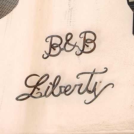 B&B Liberty Андрия Экстерьер фото